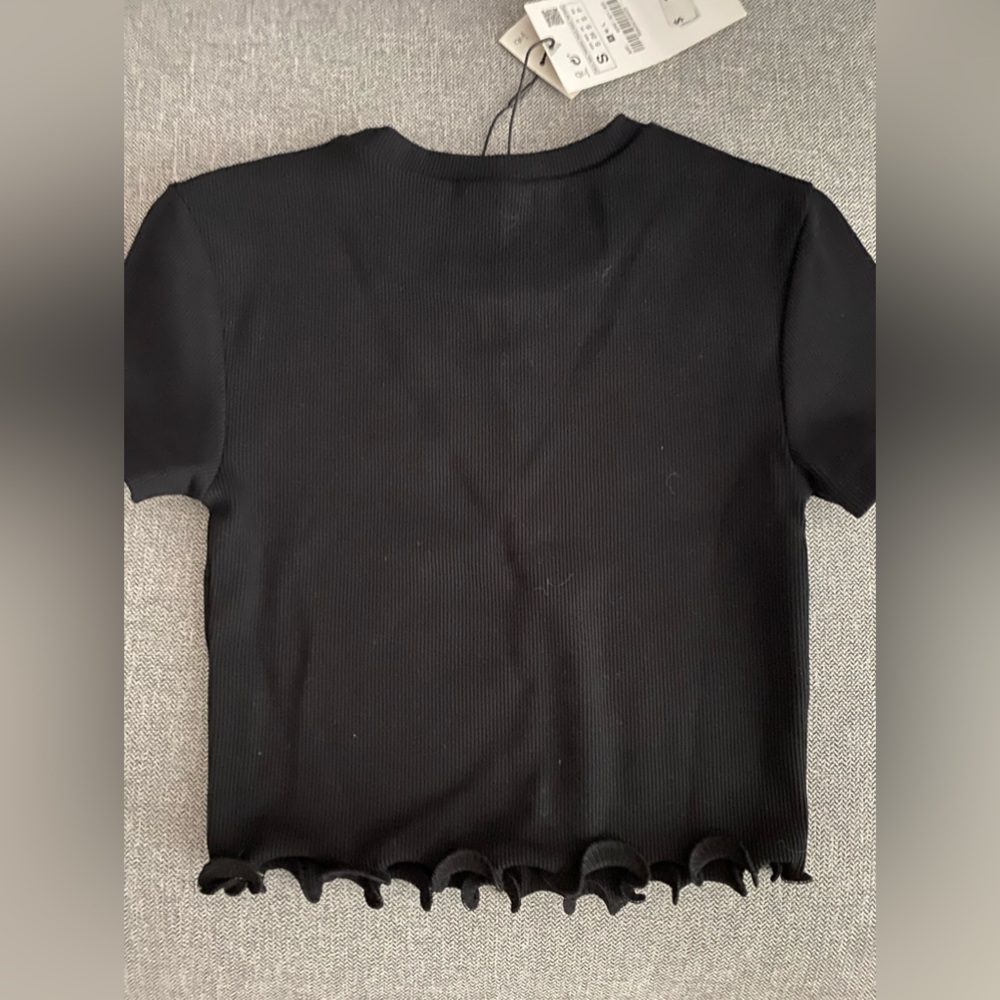 Zara Crop Top - Picture 2 of 3